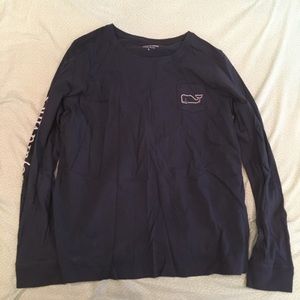 Navy vineyard vines shirt